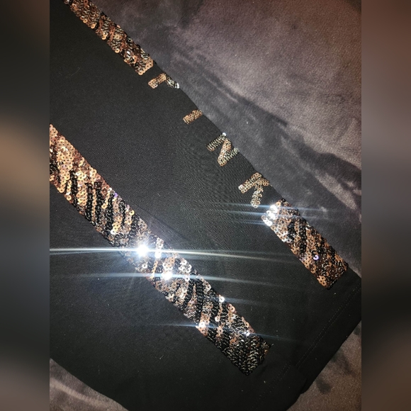 Victoria's secret Pink Graphic Logo Zebra Sequin Bling with Pockets - Si… - Picture 3 of 6